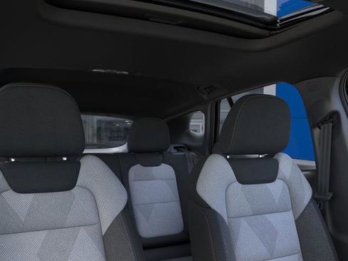 New 2026 Chevrolet Trax RS w/ Sunroof Package image 24