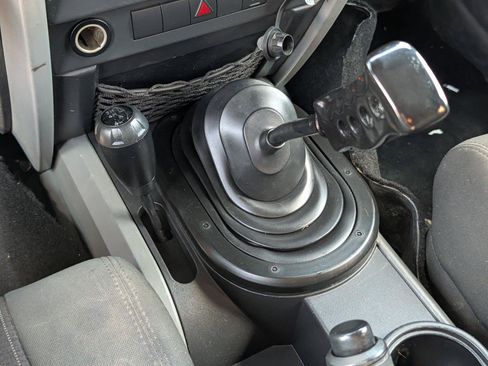 Used 2010 Jeep Wrangler Sport AWD/4WD image 17