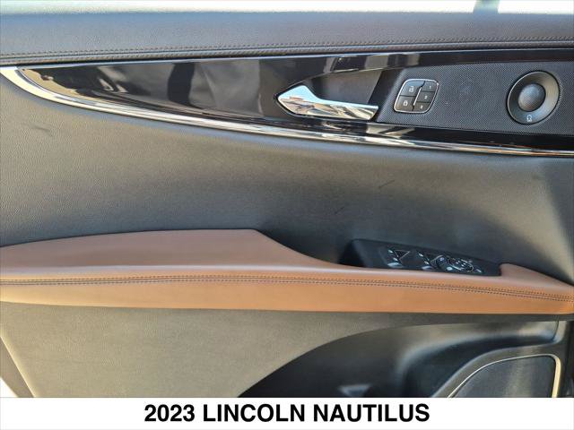 Certified 2023 Lincoln Nautilus Reserve w/ Monochromatic Package AWD/4WD image 10