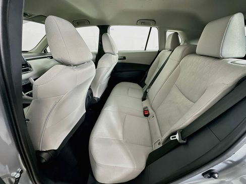 Used 2025 Toyota Corolla Cross L FWD image 27