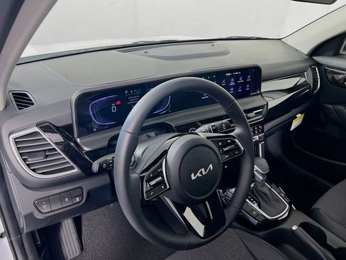 New 2026 Kia Seltos S image 9