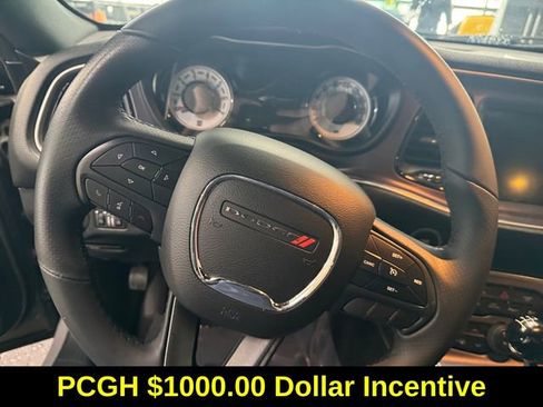 Used 2018 Dodge Challenger T/A image 19