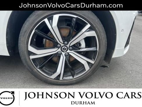 Used 2023 Volvo XC60 B5 Ultimate w/ Climate Package FWD image 6