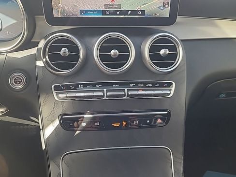 Used 2020 Mercedes-Benz GLC 300 4MATIC Coupe image 21