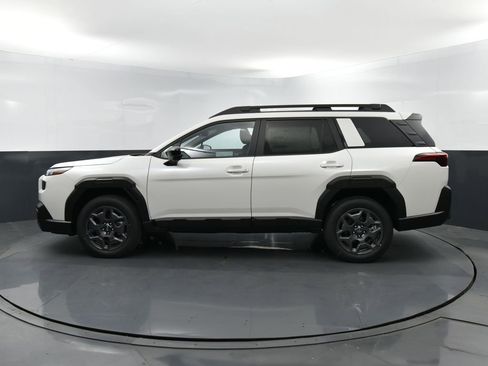 Used 2026 Subaru Outback Premium image 6