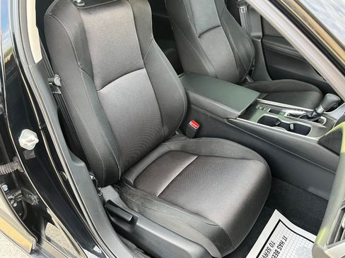 Used 2019 Honda Accord LX image 18