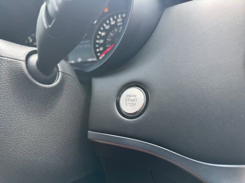 Used 2018 Kia Stinger GT2 image 7