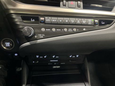 Used 2020 Lexus ES 350 F Sport w/ Accessory Package 2 FWD image 21