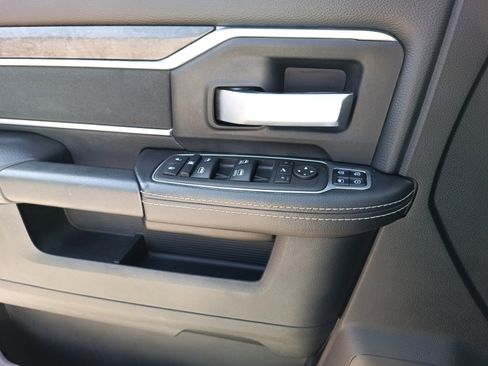 Certified 2024 RAM 2500 Big Horn w/ Night Edition image 22