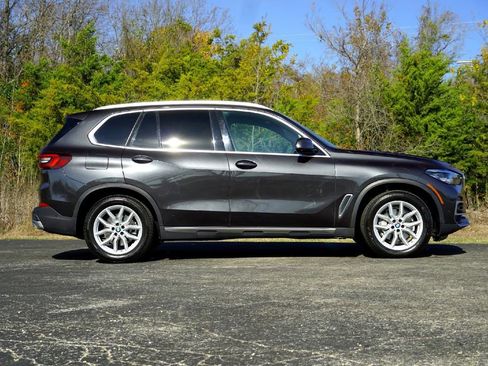 Used 2023 BMW X5 xDrive40i image 5