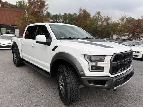 Used 2018 Ford F150 Raptor w/ Equipment Group 802A Luxury image 3