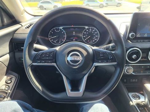 Used 2024 Nissan Sentra SV FWD image 24