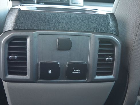 Used 2018 Ford F150 XLT w/ Trailer Tow Package image 19