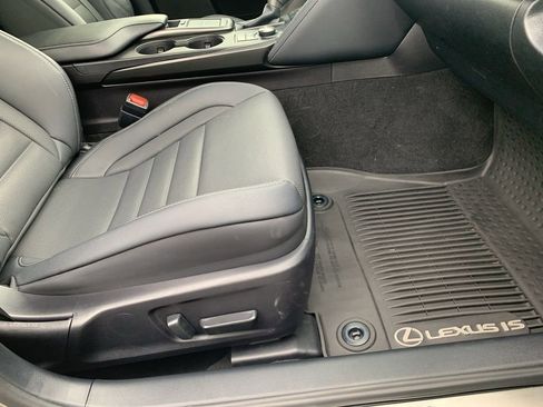 Used 2022 Lexus IS 350 F Sport w/ Memory Package image 17