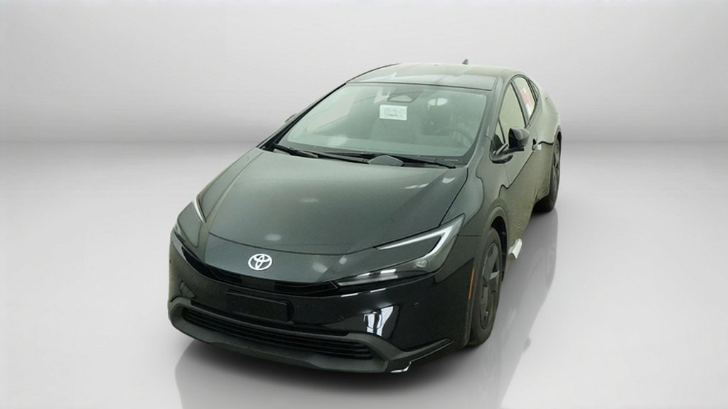 New 2027 Toyota Prius LE FWD image 3