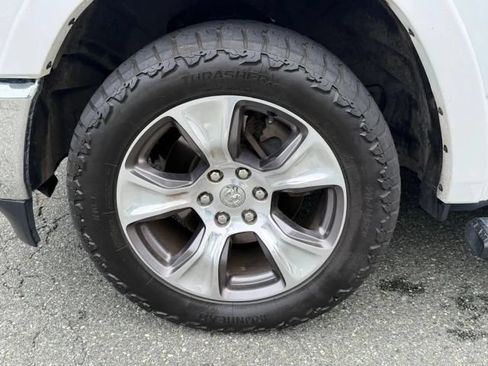 Used 2020 RAM 1500 Laramie AWD/4WD image 10