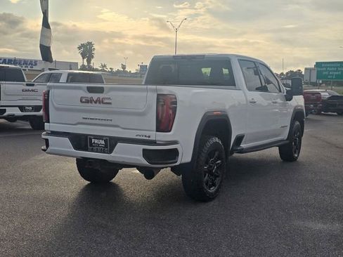 Used 2024 GMC Sierra 2500 AT4 w/ AT4 Premium Plus Package AWD/4WD image 6