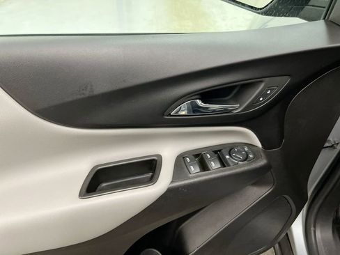 Used 2024 Chevrolet Equinox LS image 20