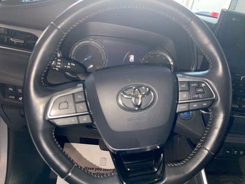 Used 2021 Toyota Highlander Platinum AWD/4WD image 14