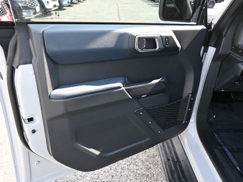 New 2026 Ford Bronco Heritage Edition AWD/4WD image 13