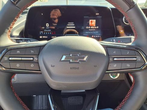 New 2026 Chevrolet Traverse LT image 18