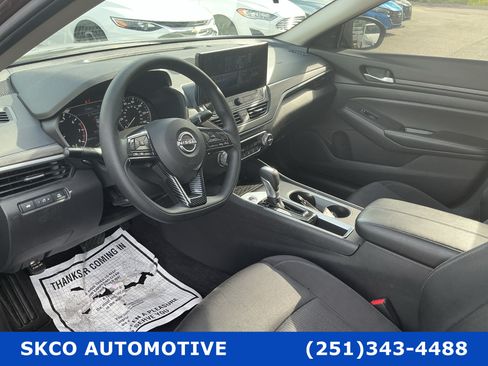 Used 2025 Nissan Altima 2.5 SV w/ SV Special Edition Package FWD image 20