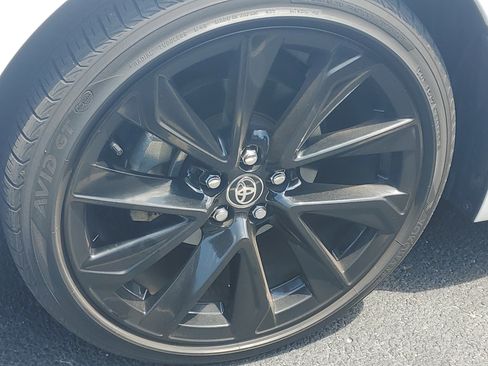 Used 2022 Toyota Corolla SE FWD image 4