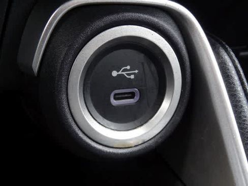Used 2025 Toyota Grand Highlander AWD image 29