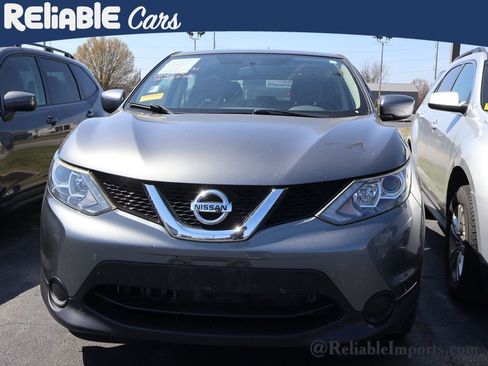 Used 2017 Nissan Rogue Sport S w/ S Appearance Package image 11