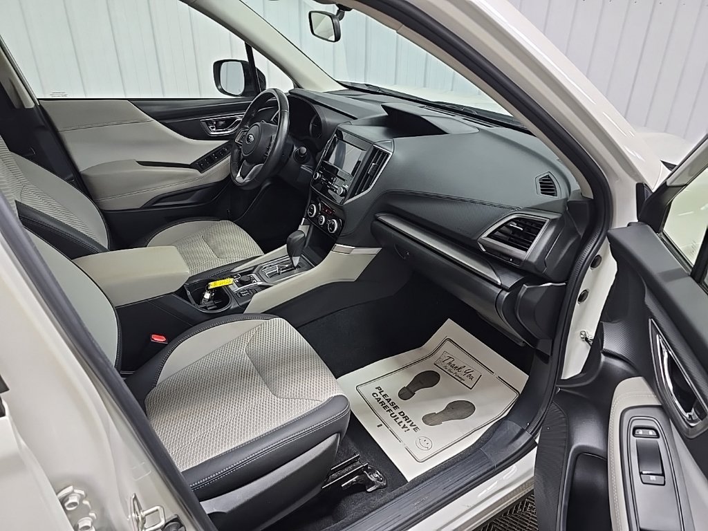Used 2021 Subaru Forester Premium AWD/4WD image 16