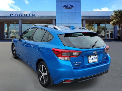 Used 2023 Subaru Impreza Premium image 2