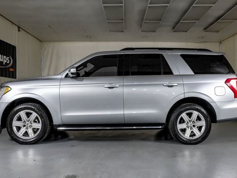 Used 2020 Ford Expedition XLT w/ Equipment Group 202A image 11