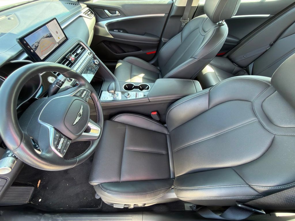Used 2026 Genesis G70 2.5T RWD image 9