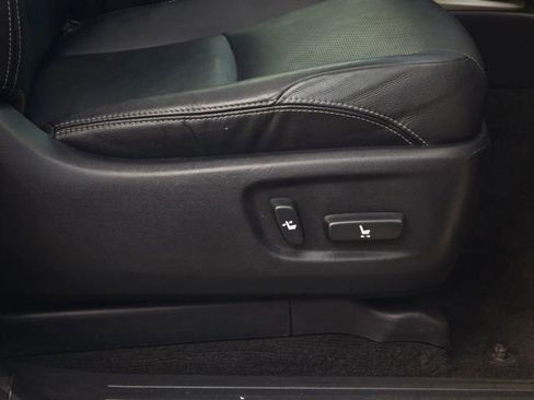 Used 2017 Toyota 4Runner Limited AWD/4WD image 26