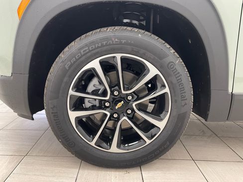 New 2026 Chevrolet TrailBlazer LT w/ Convenience Package AWD/4WD image 7