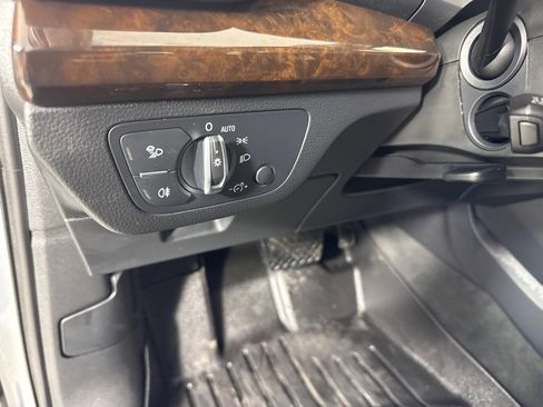 Used 2018 Audi Q5 2.0T Premium image 15