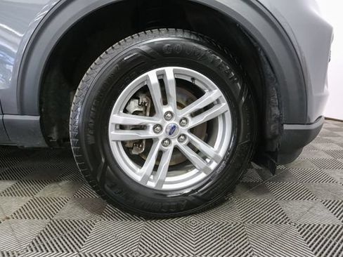 Used 2022 Ford Explorer XLT AWD/4WD image 15