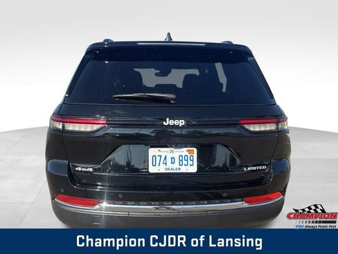 Used 2024 Jeep Grand Cherokee Limited AWD/4WD image 6