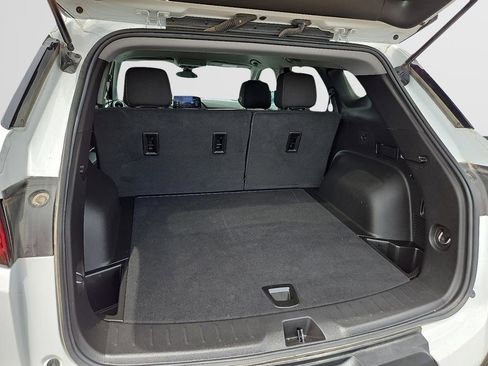 Used 2025 Chevrolet Blazer LT image 7