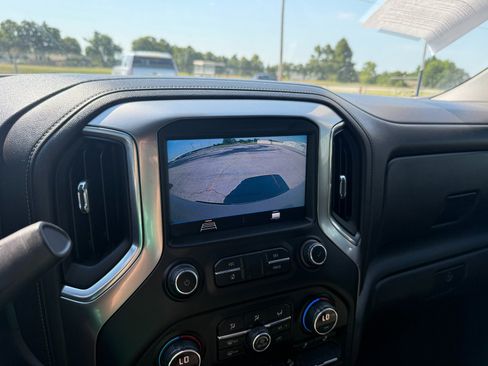 Used 2019 Chevrolet Silverado 1500 RST image 19