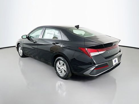 New 2026 Hyundai Elantra SE w/ Cargo Package image 7