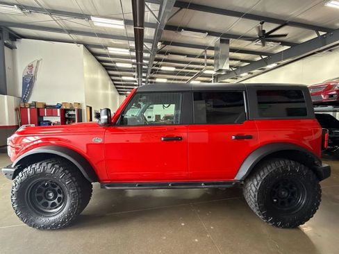 Used 2023 Ford Bronco Wildtrak AWD/4WD image 28