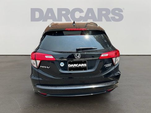 Used 2021 Honda HR-V Sport image 2