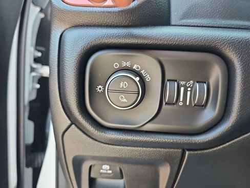Used 2019 RAM 1500 Rebel AWD/4WD image 28