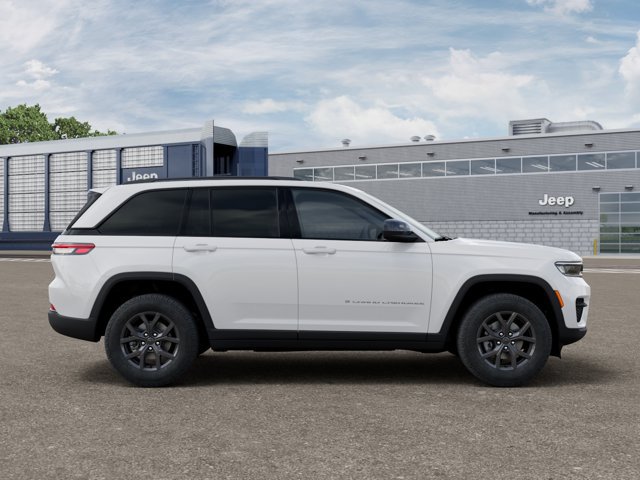 New 2027 Jeep Grand Cherokee Laredo X RWD image 21