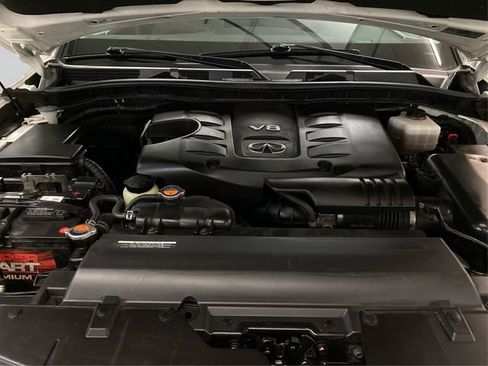 Used 2016 INFINITI QX80 4WD w/ Driver's Assistance Package image 11
