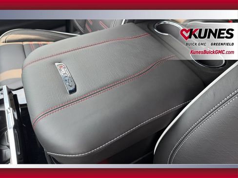 New 2026 GMC Yukon XL AT4 Ultimate w/ LPO, Floor Liner Package AWD/4WD image 16