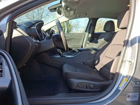 Used 2024 Chevrolet Malibu LT image 13