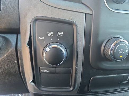 Used 2017 RAM 1500 4x4 Crew Cab w/ Protection Group image 25