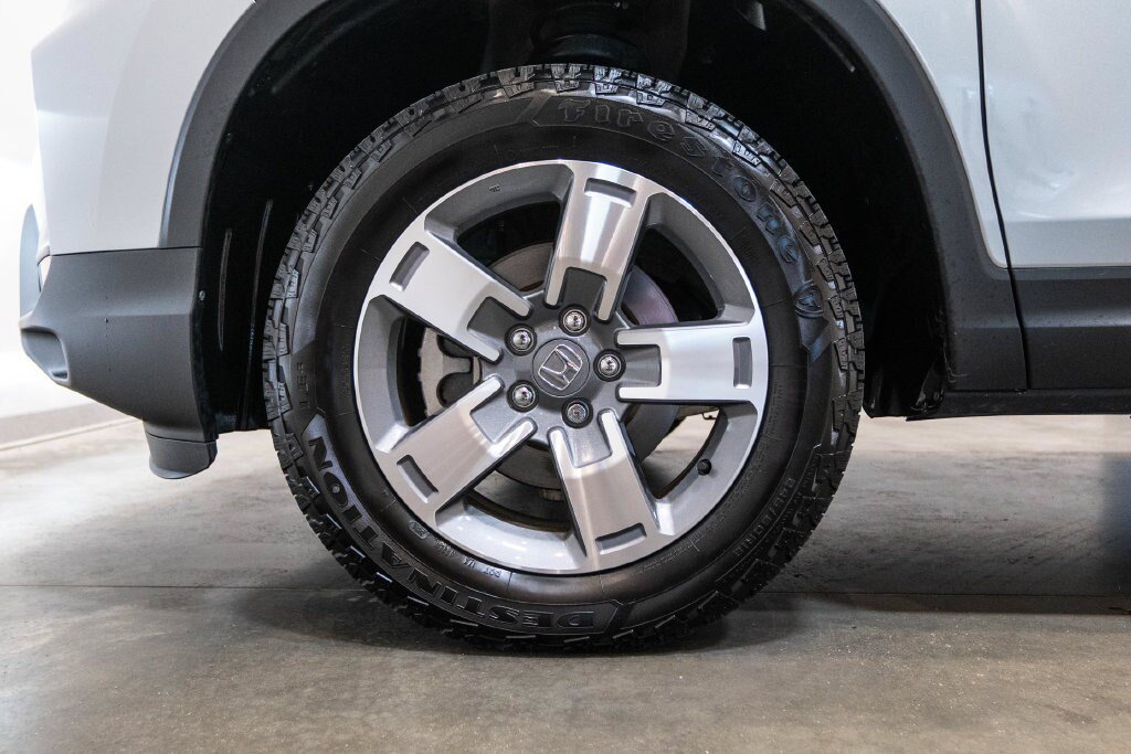 Used 2025 Honda Ridgeline RTL image 11